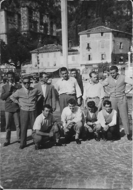 amici del prete 1956